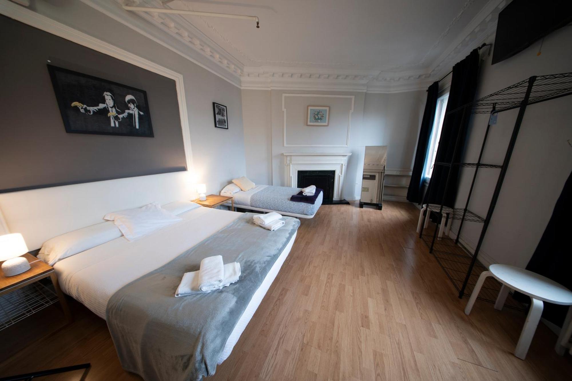 Wow Hostel Barcelona Exteriör bild
